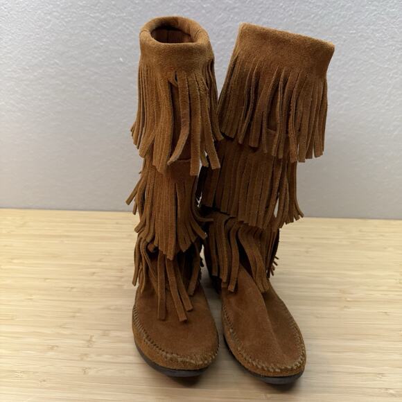 Minnetonka Moccasin Womens Size 6 Brown Three Layered Fringe Suede Boots - Picture 1 of 6